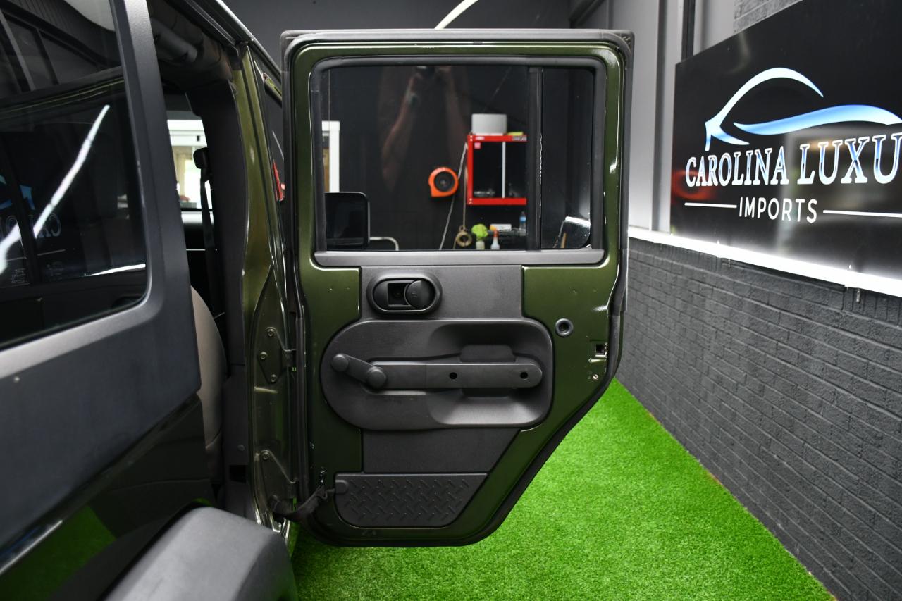 Jeep Wrangler Unlimited X RWD 2009