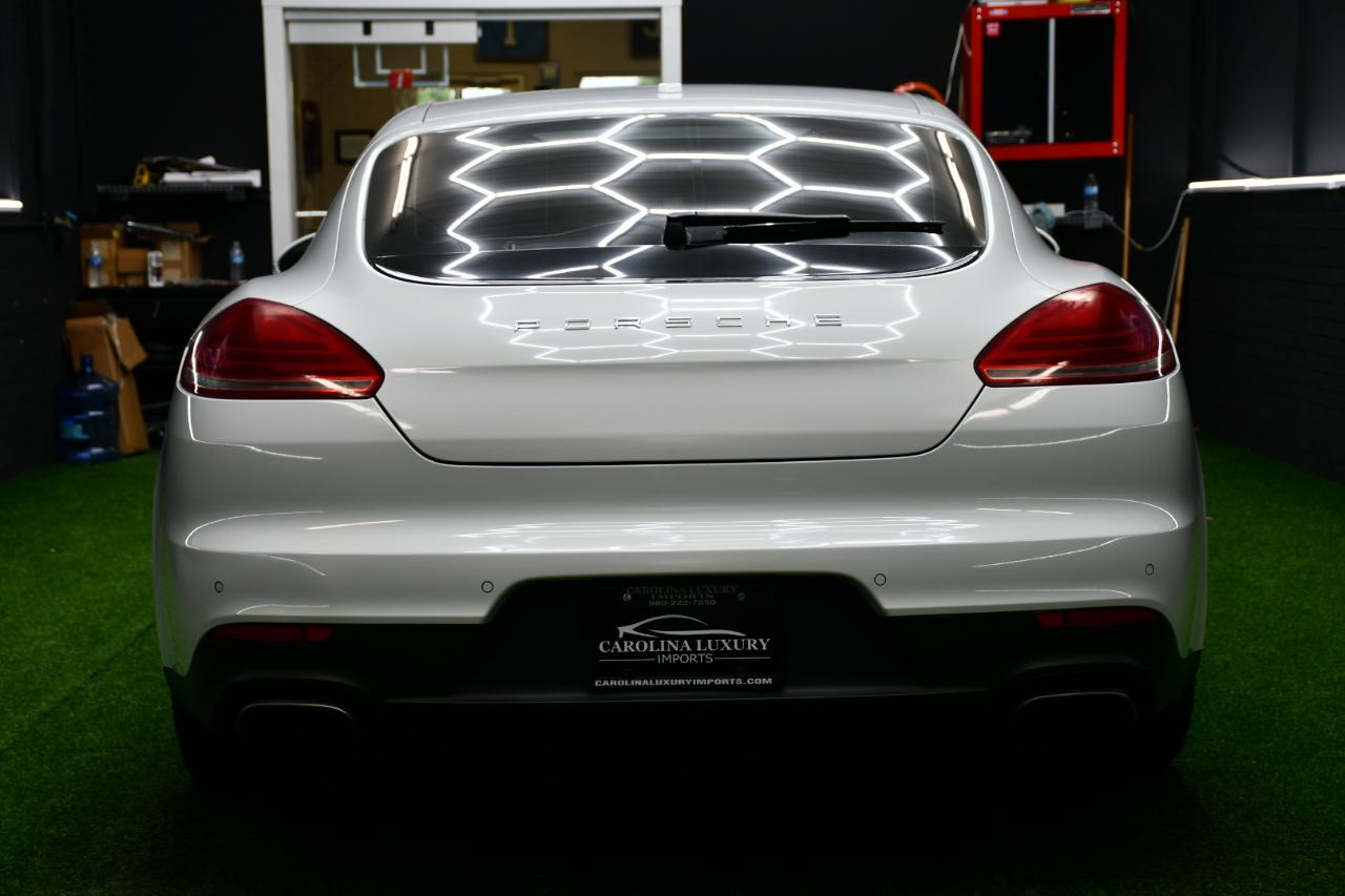 Porsche Panamera 4 2016