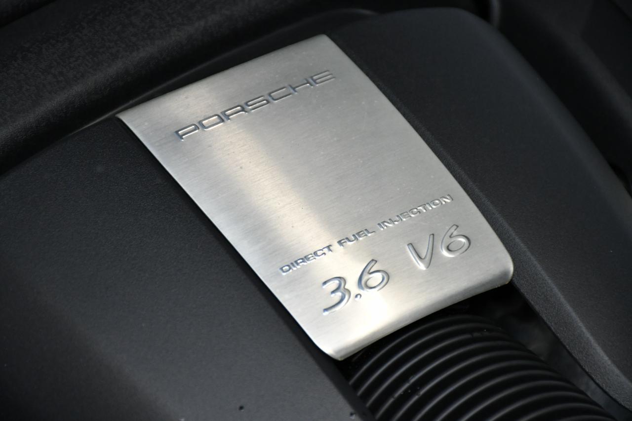 Porsche Panamera 4 2016