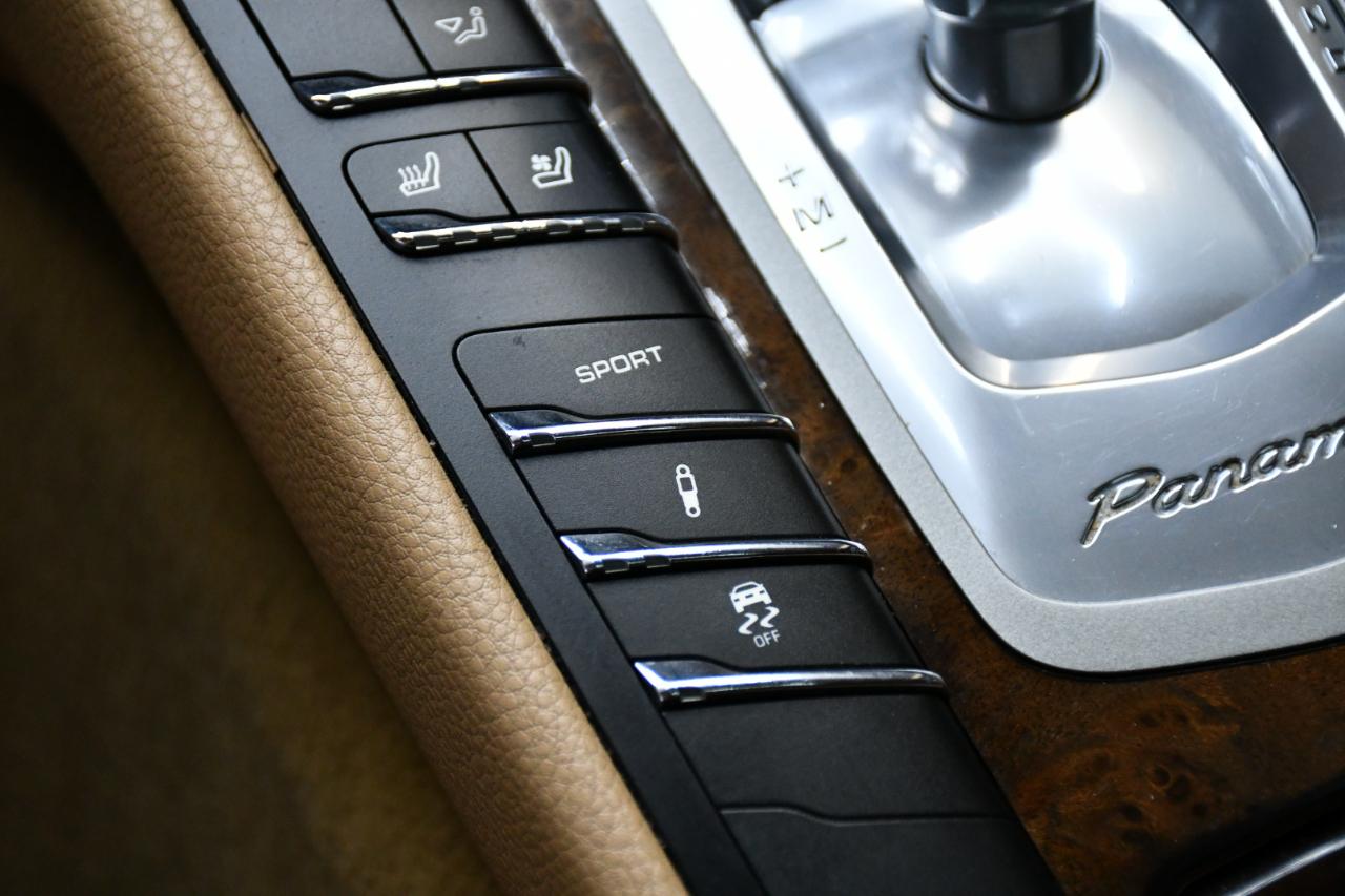 Porsche Panamera 4 2016