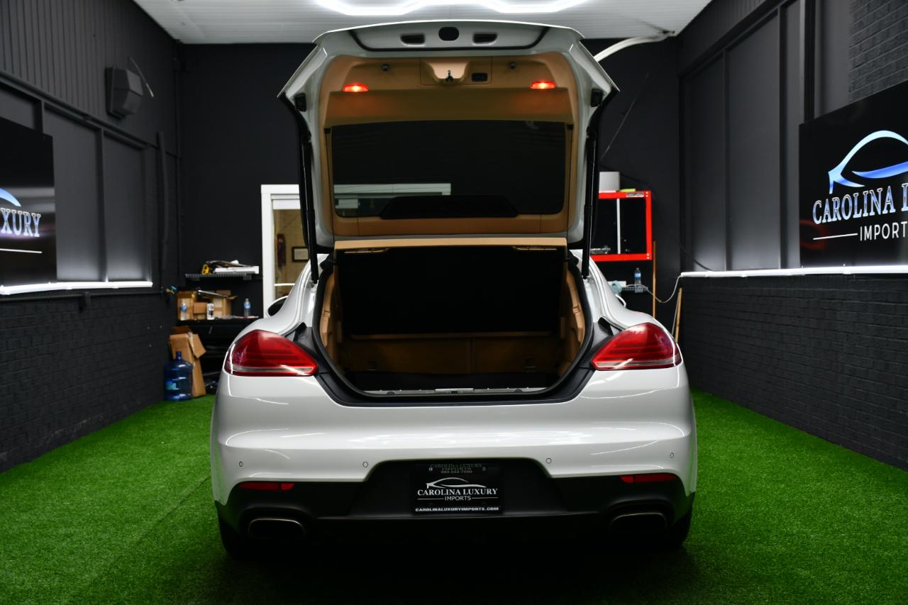 Porsche Panamera 4 2016