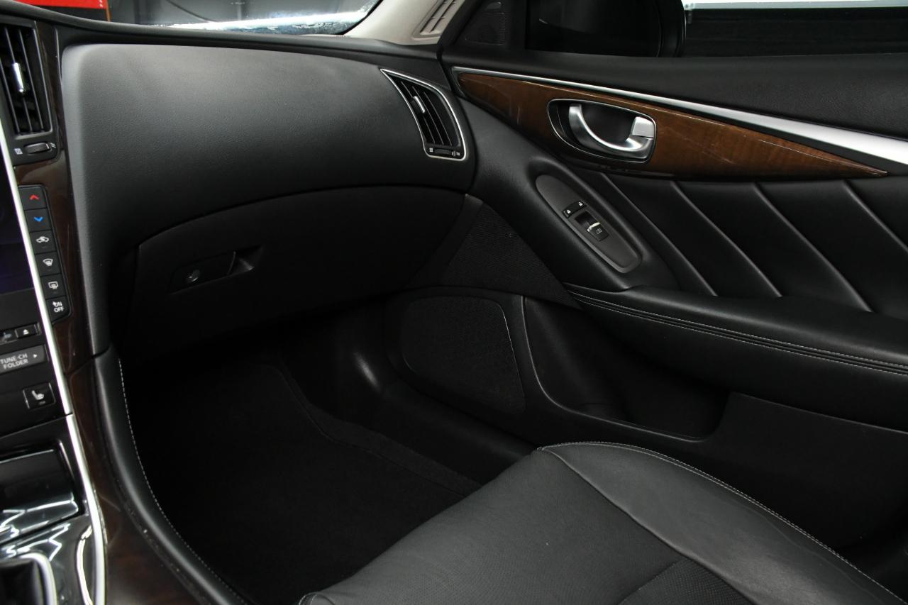 Infiniti Q50 Premium 4D Sedan AWD 3.0t 2016