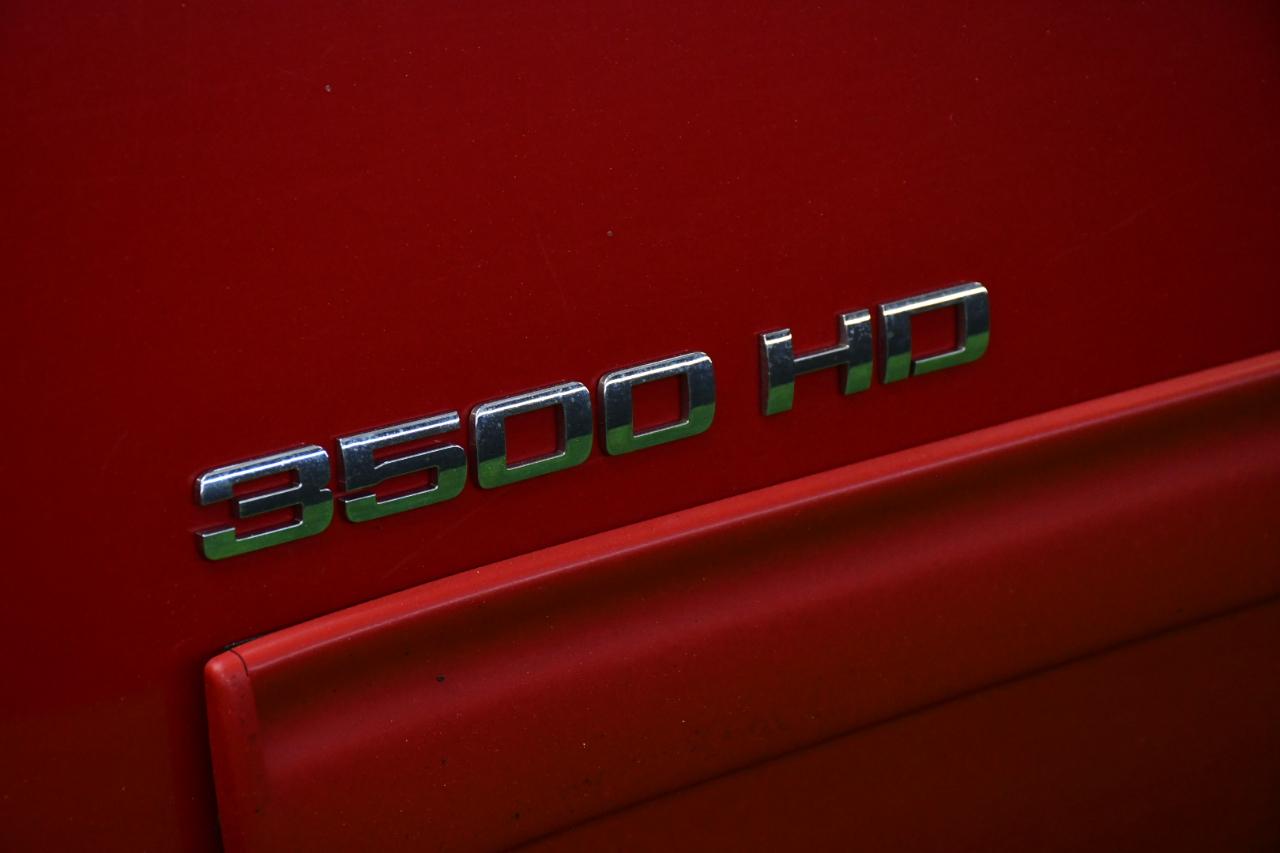 GMC Sierra 3500HD SLE Crew Cab 4WD 2014