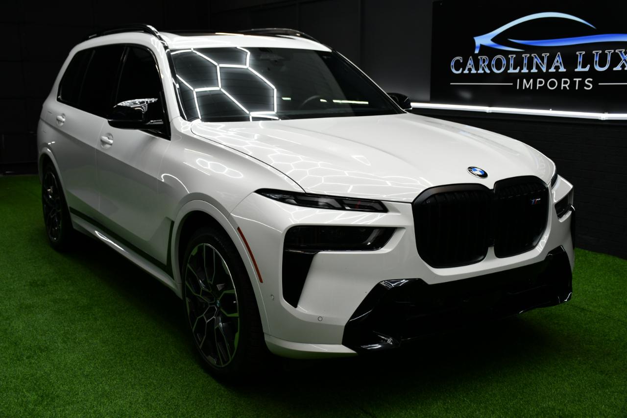 BMW X7 M60i 2023