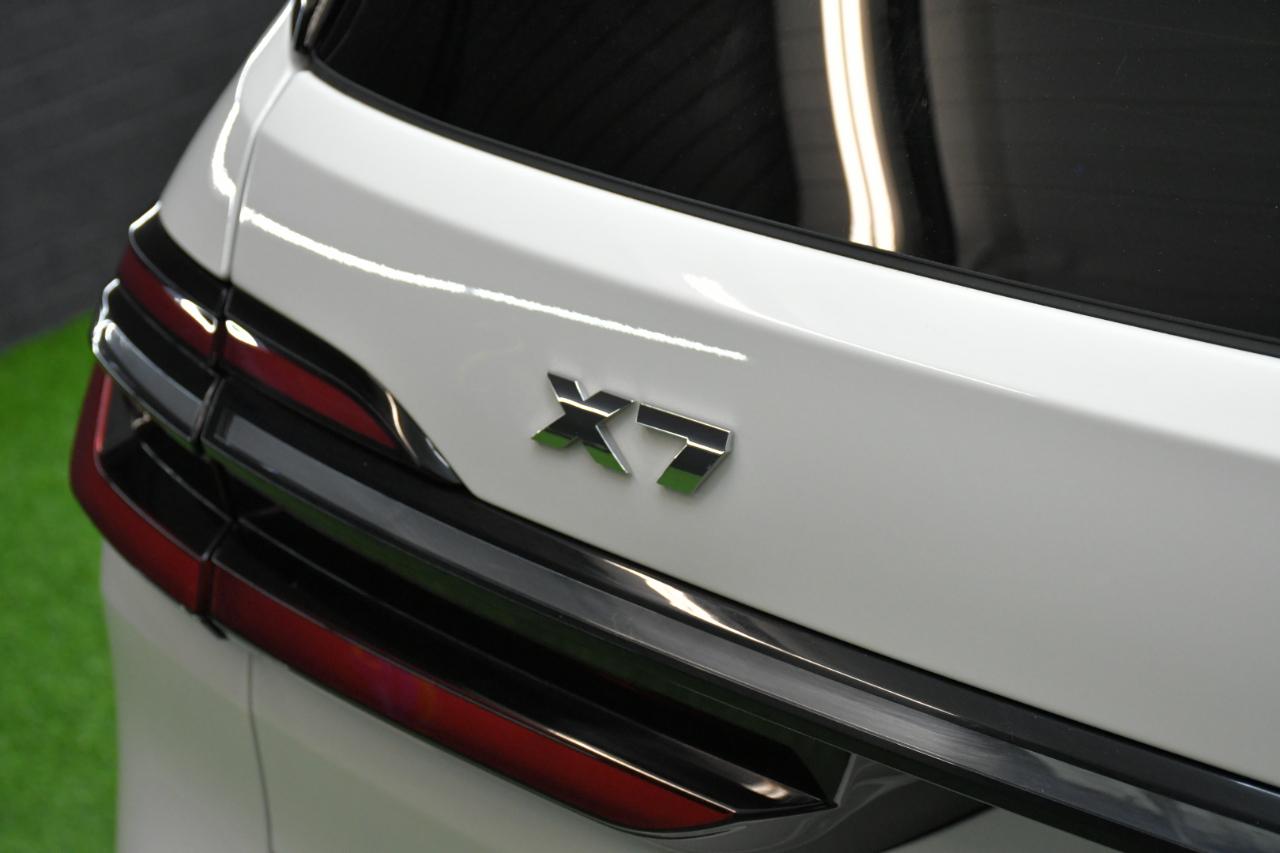 BMW X7 M60i 2023