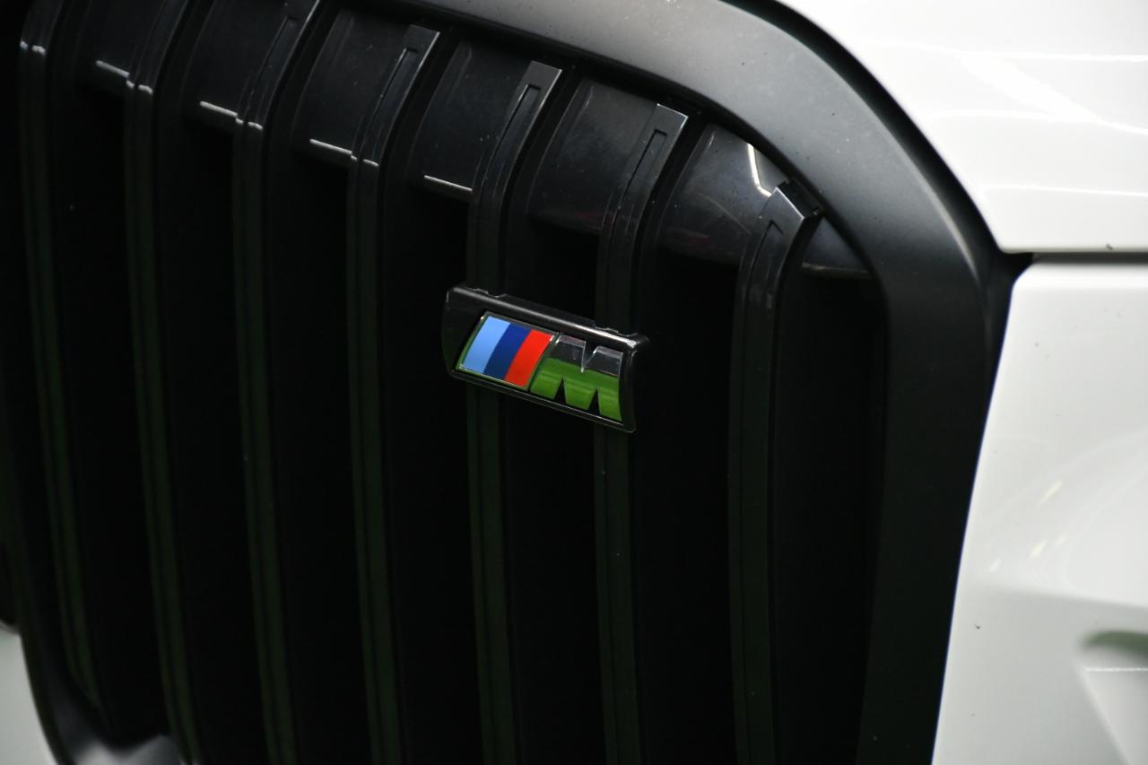 BMW X7 M60i 2023