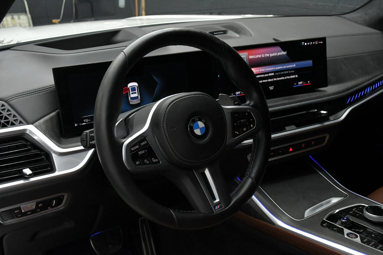 BMW X7 M60i 2023