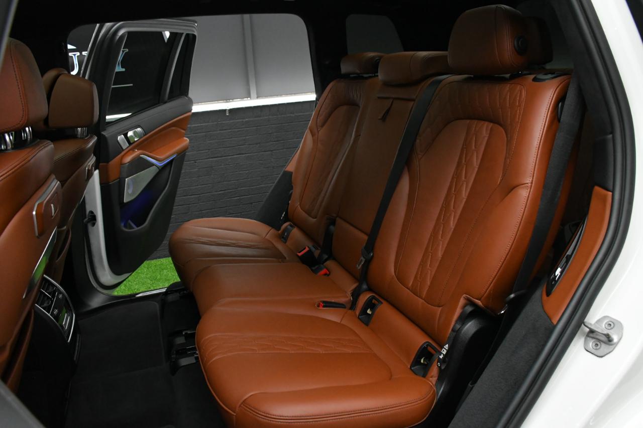 BMW X7 M60i 2023