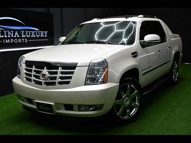 White 2009 Cadillac Escalade EXT 4WD Pickup Truck All-Wheel Drive Automatic