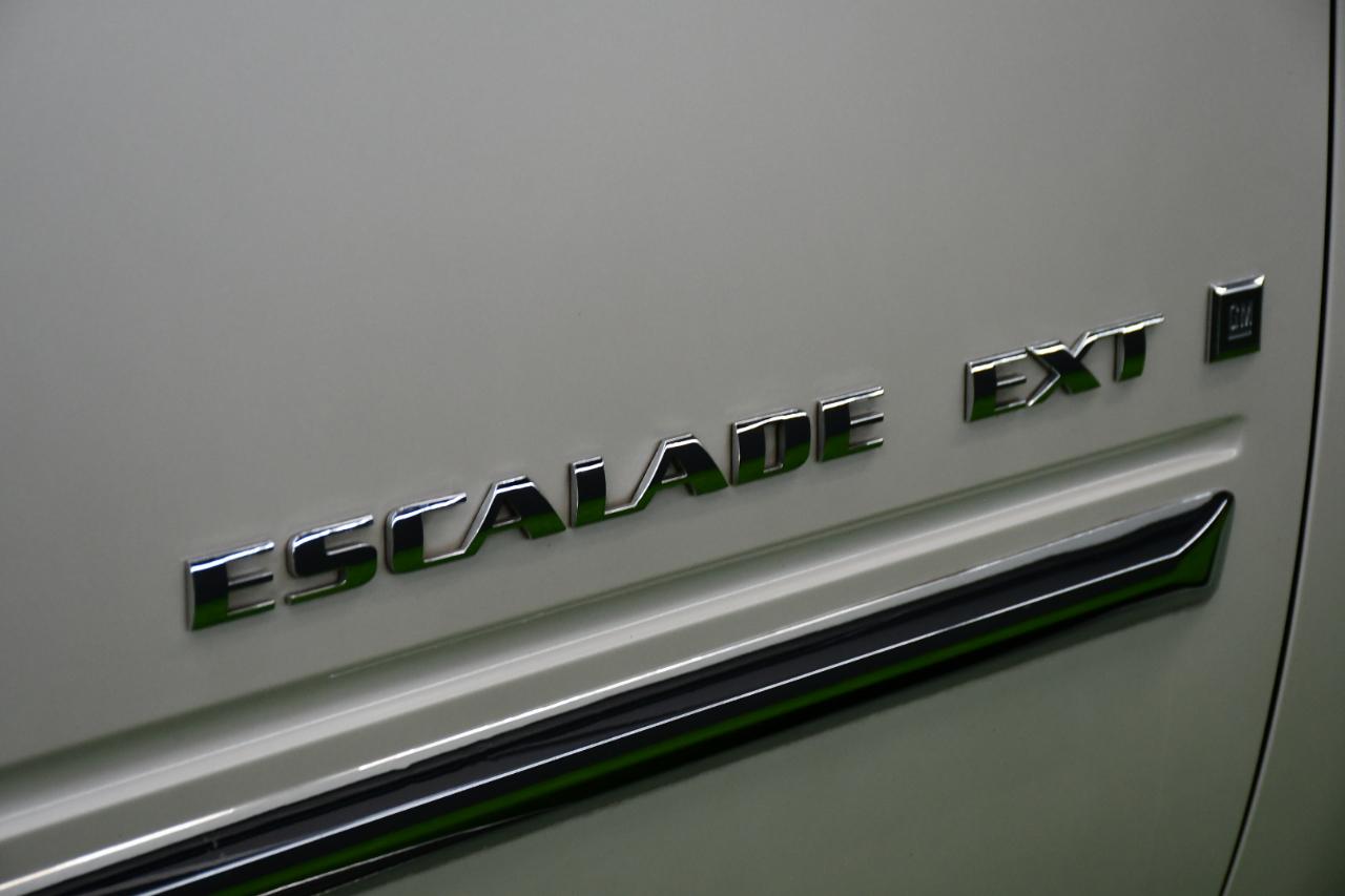 Cadillac Escalade EXT Sport Utility Truck 2009