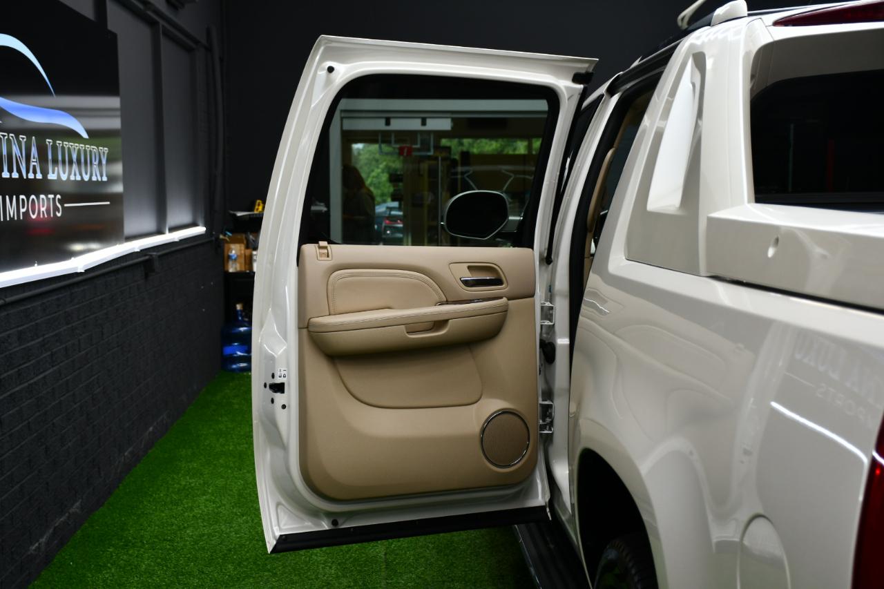 Cadillac Escalade EXT Sport Utility Truck 2009