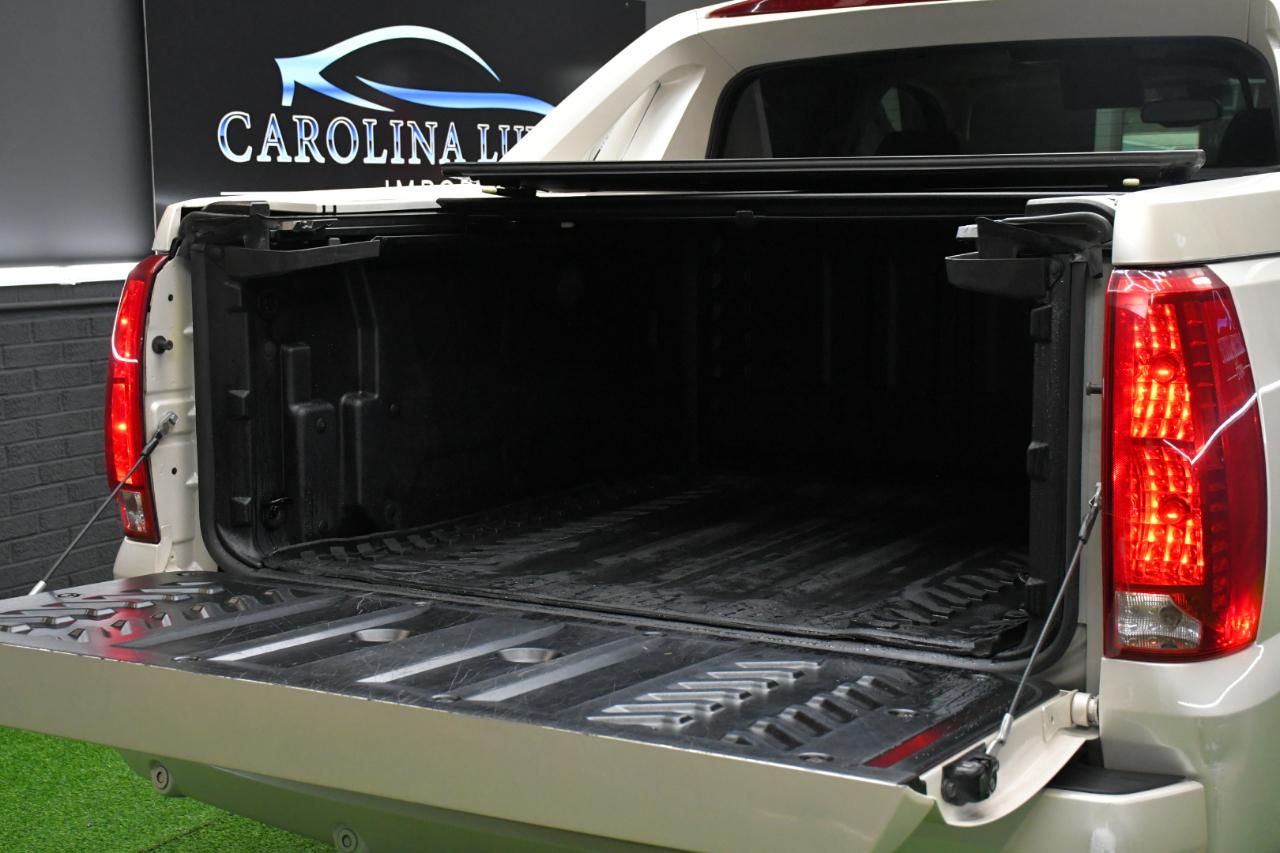Cadillac Escalade EXT Sport Utility Truck 2009
