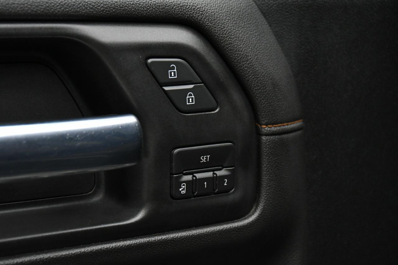 GMC Sierra 1500 AT4 Crew Cab Short Box 4WD 2020