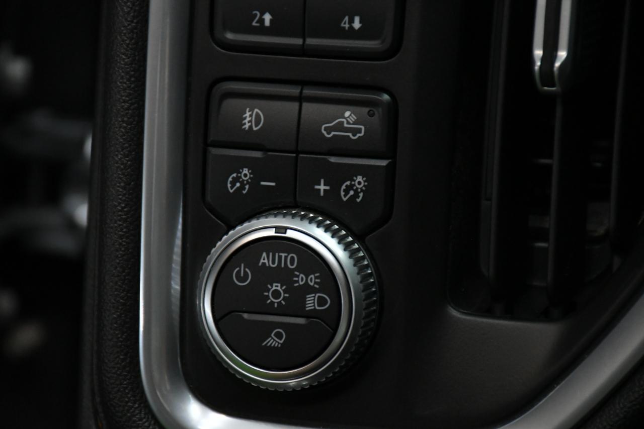 GMC Sierra 1500 AT4 Crew Cab Short Box 4WD 2020