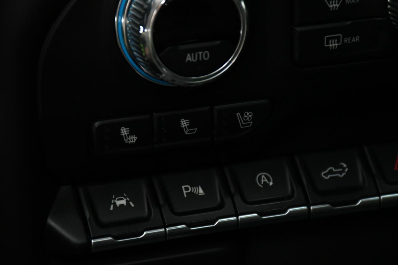 GMC Sierra 1500 AT4 Crew Cab Short Box 4WD 2020