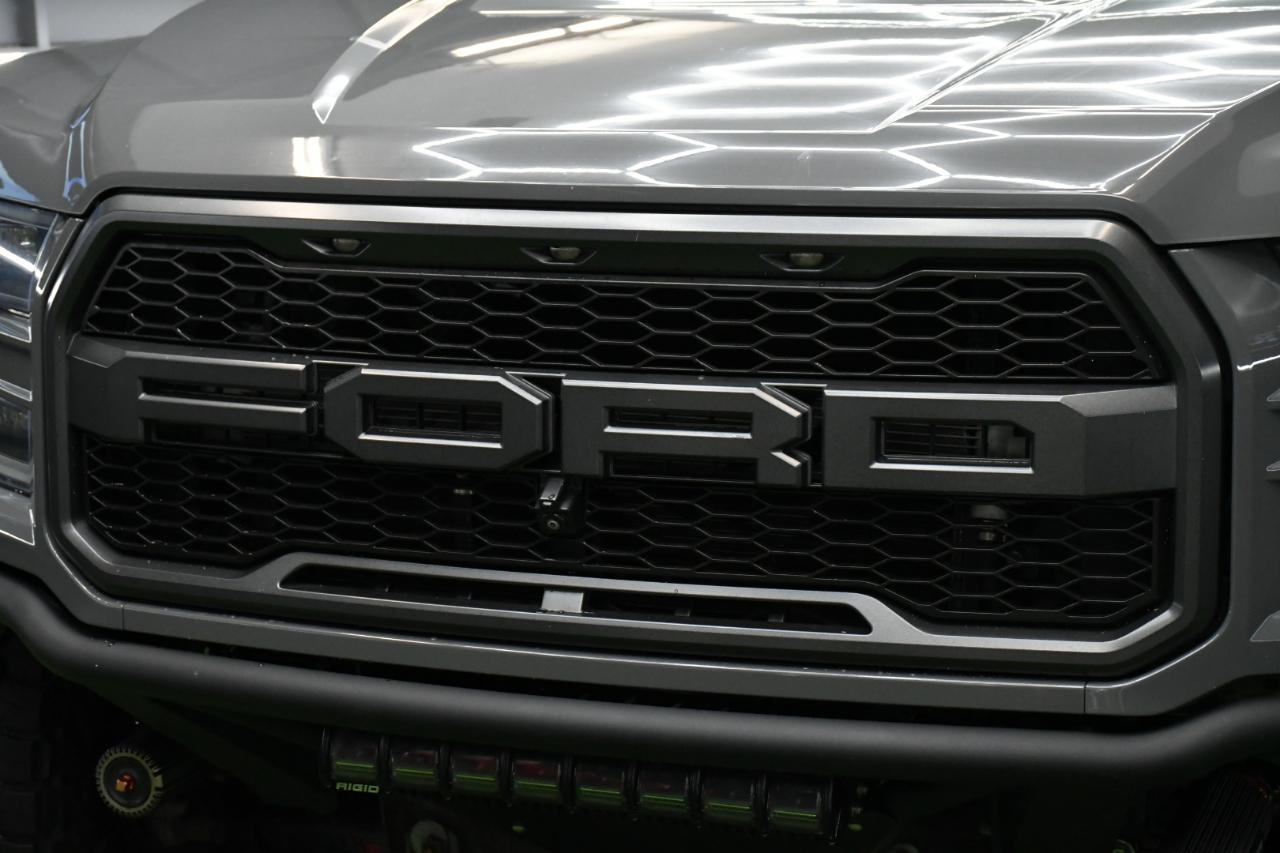 Ford F-150 Raptor SuperCrew 4WD 2018