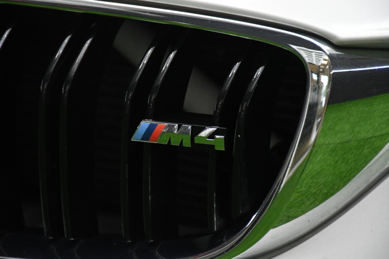 BMW M4 Coupe 2016