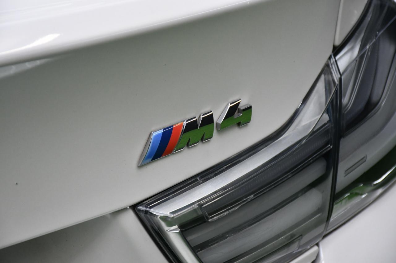 BMW M4 Coupe 2016