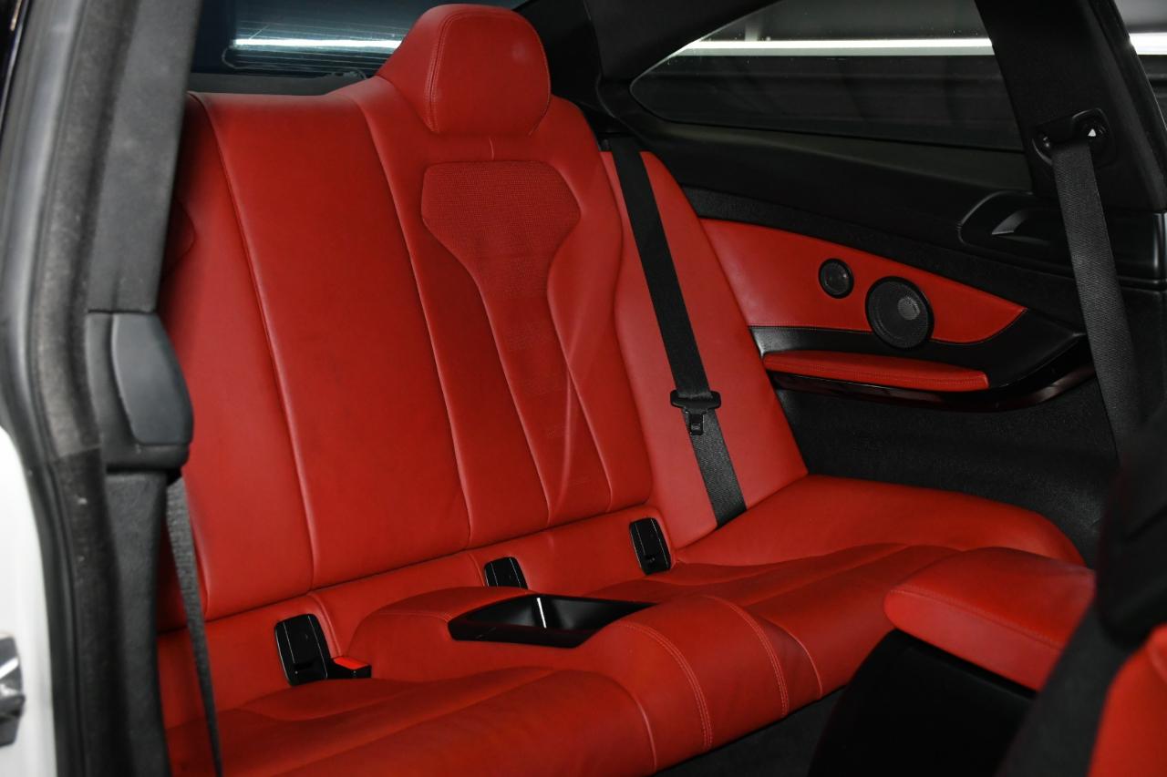 BMW M4 Coupe 2016