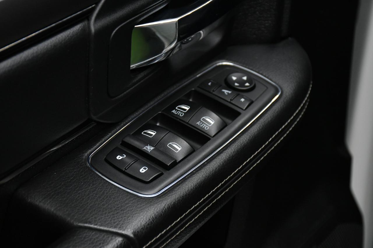 RAM 3500 SLT Crew Cab SWB 4WD 2018