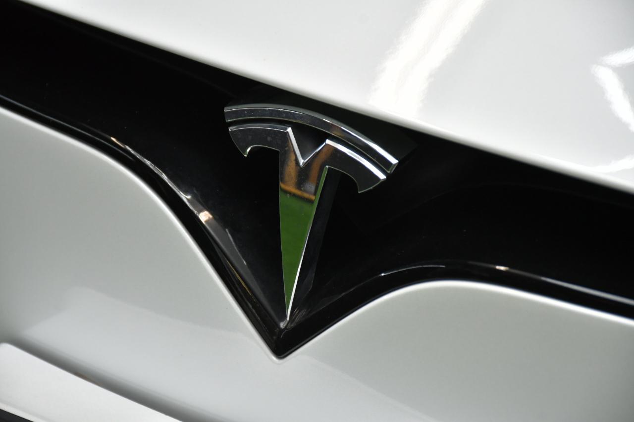 Tesla Model S Plaid 2021