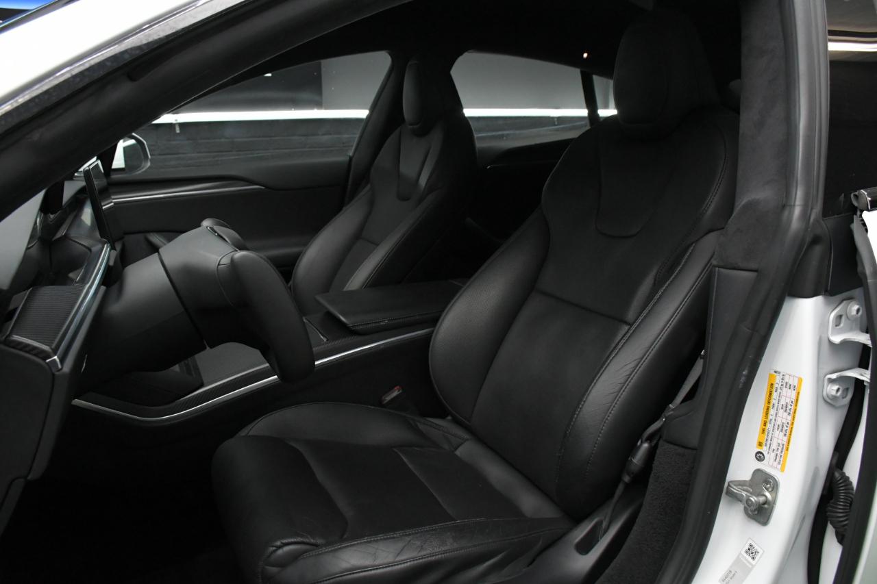 Tesla Model S Plaid 2021