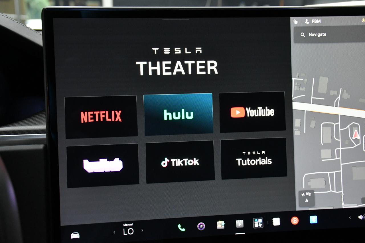 Tesla Model S Plaid 2021