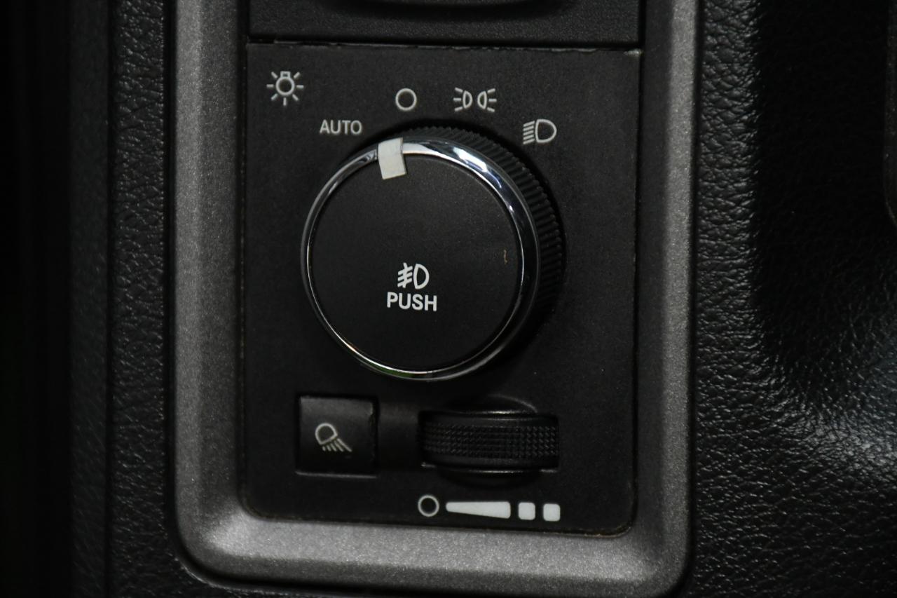 RAM 1500 Tradesman Regular Cab SWB 2WD 2013