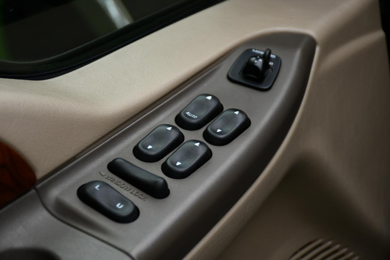 Ford Excursion Limited 4WD 2000