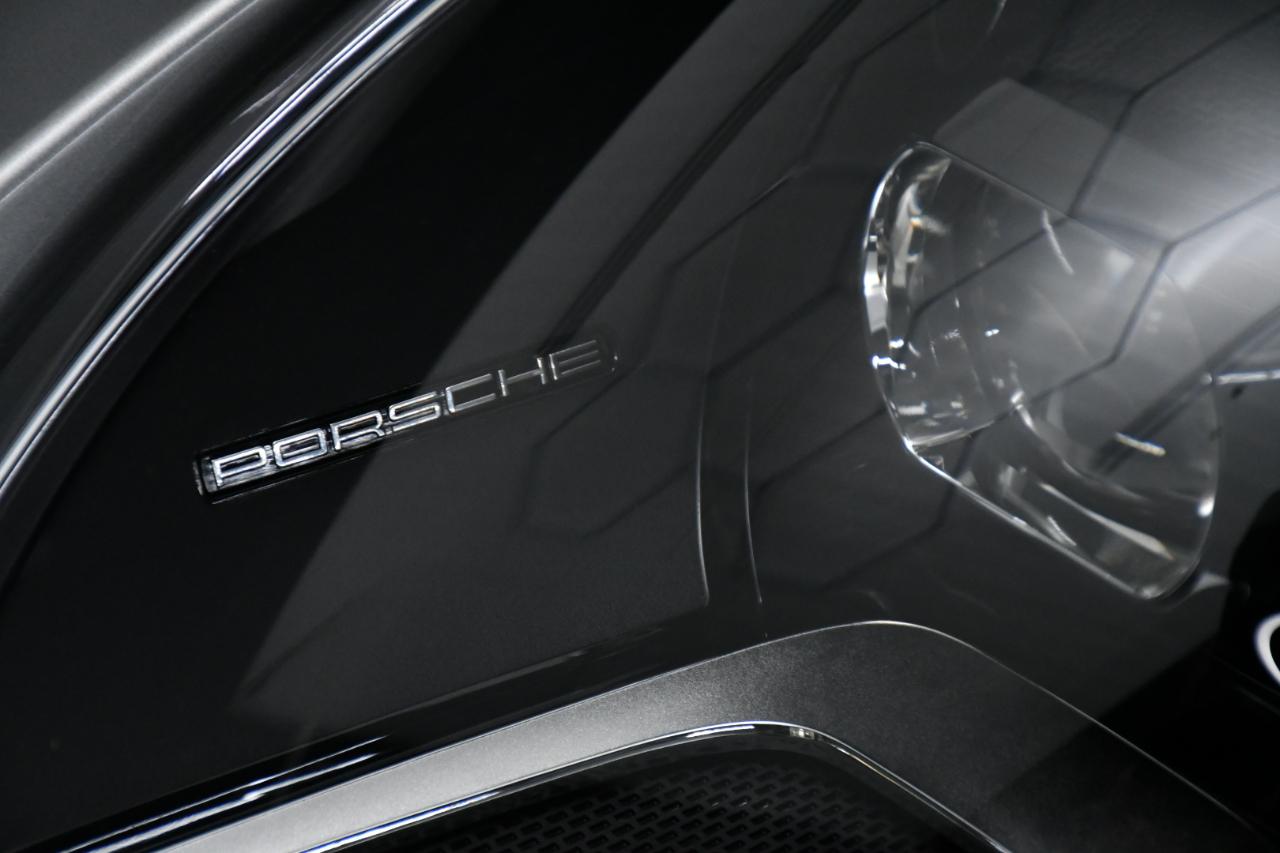 Porsche 911 Carrera Cabriolet 2023