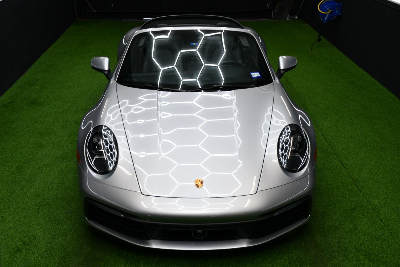 Porsche 911 Carrera Cabriolet 2023