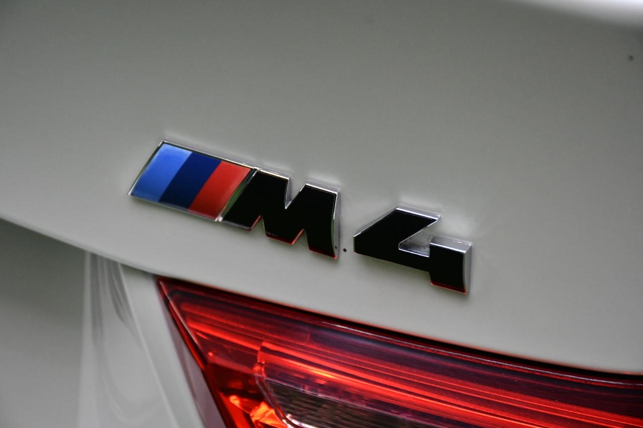 BMW M4 Coupe 2015