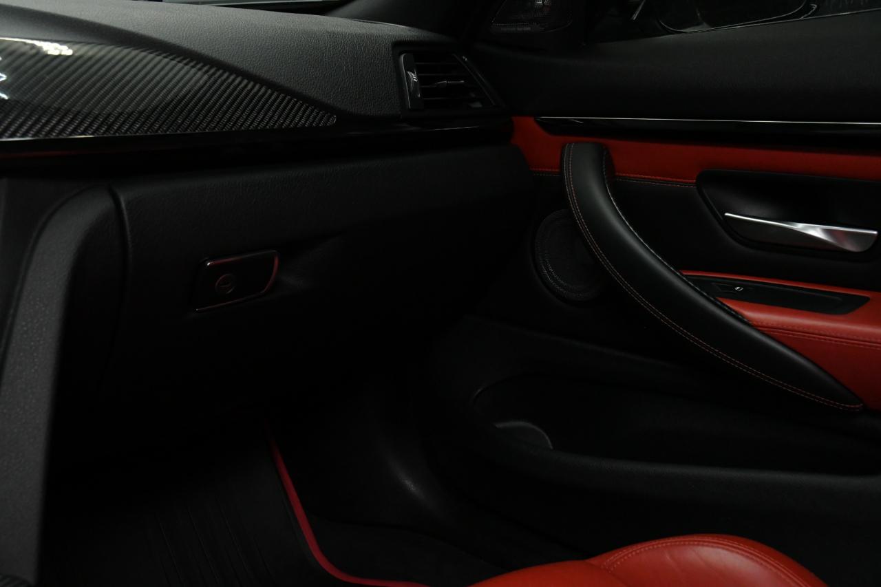 BMW M4 Coupe 2015