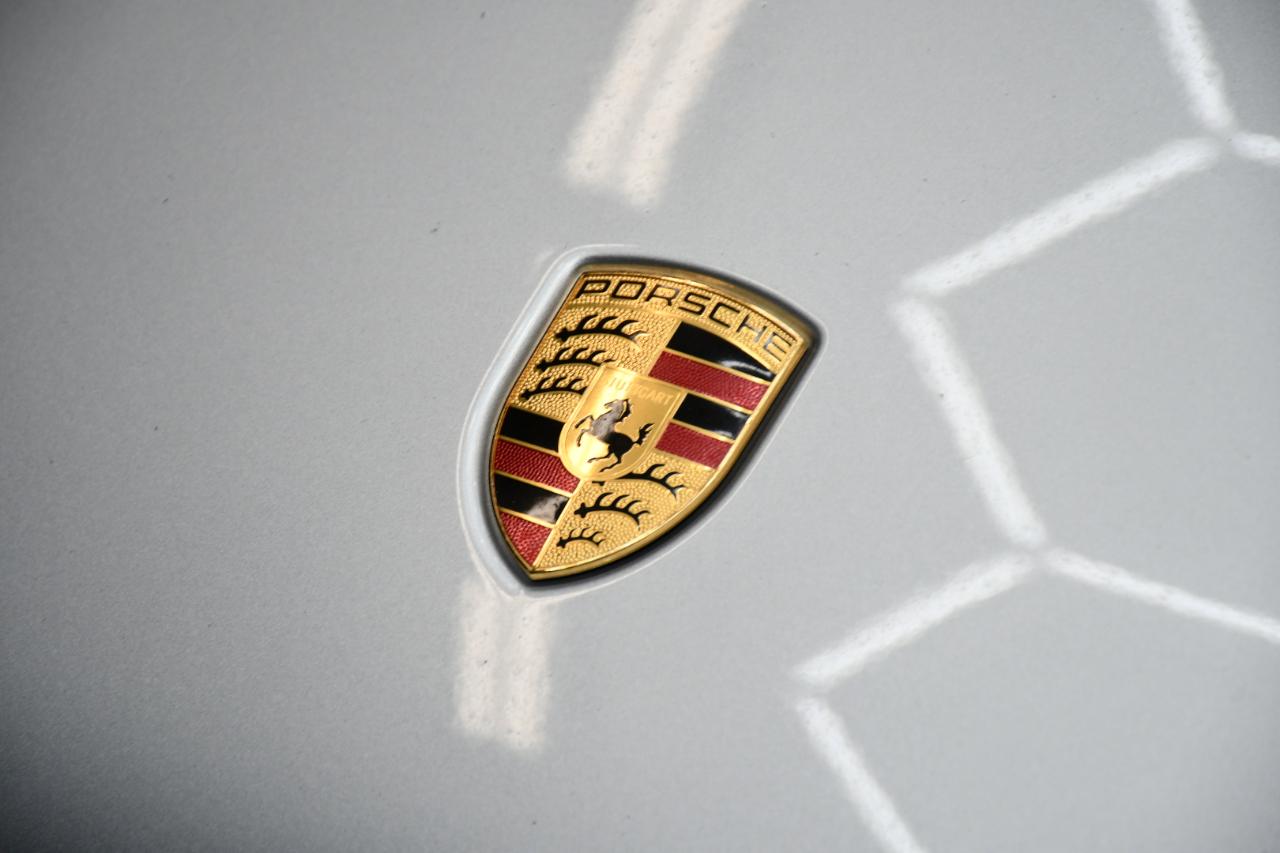 Porsche Macan  2018