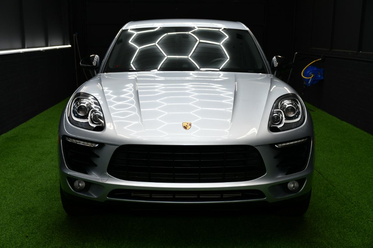Porsche Macan  2018