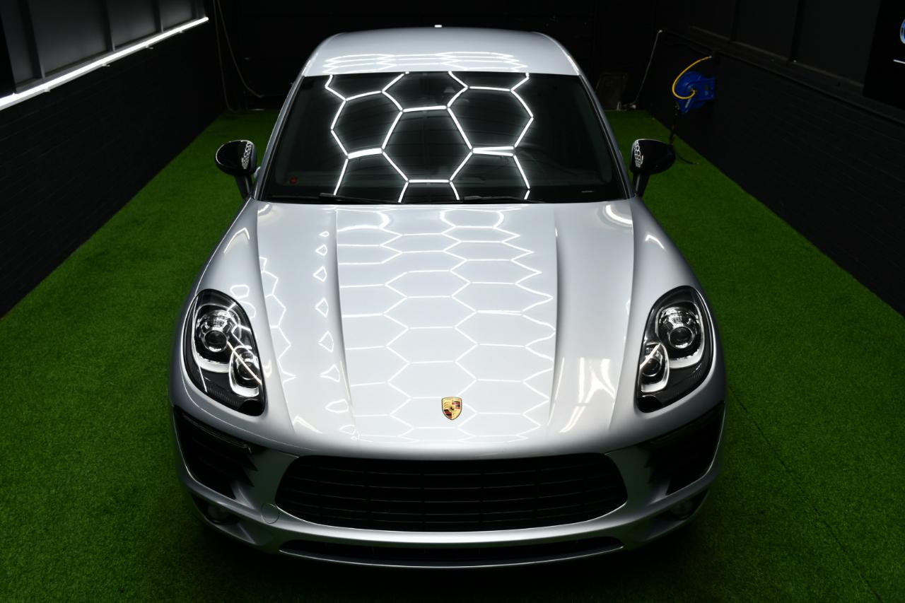 Porsche Macan  2018