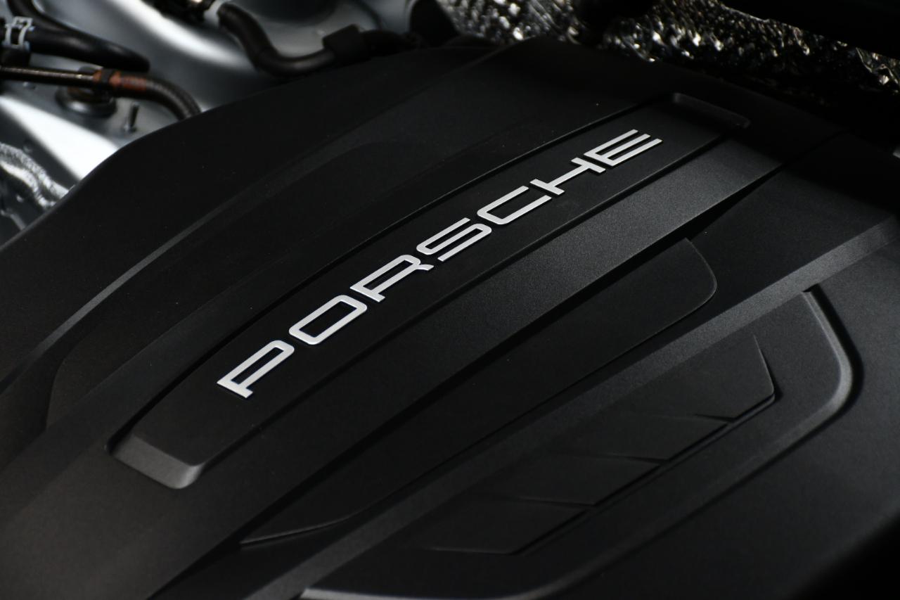 Porsche Macan  2018