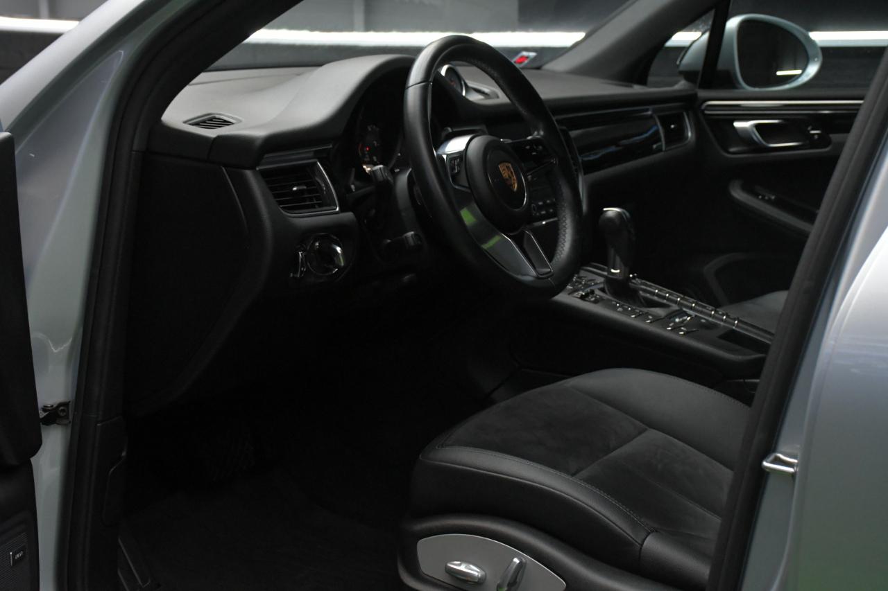 Porsche Macan  2018