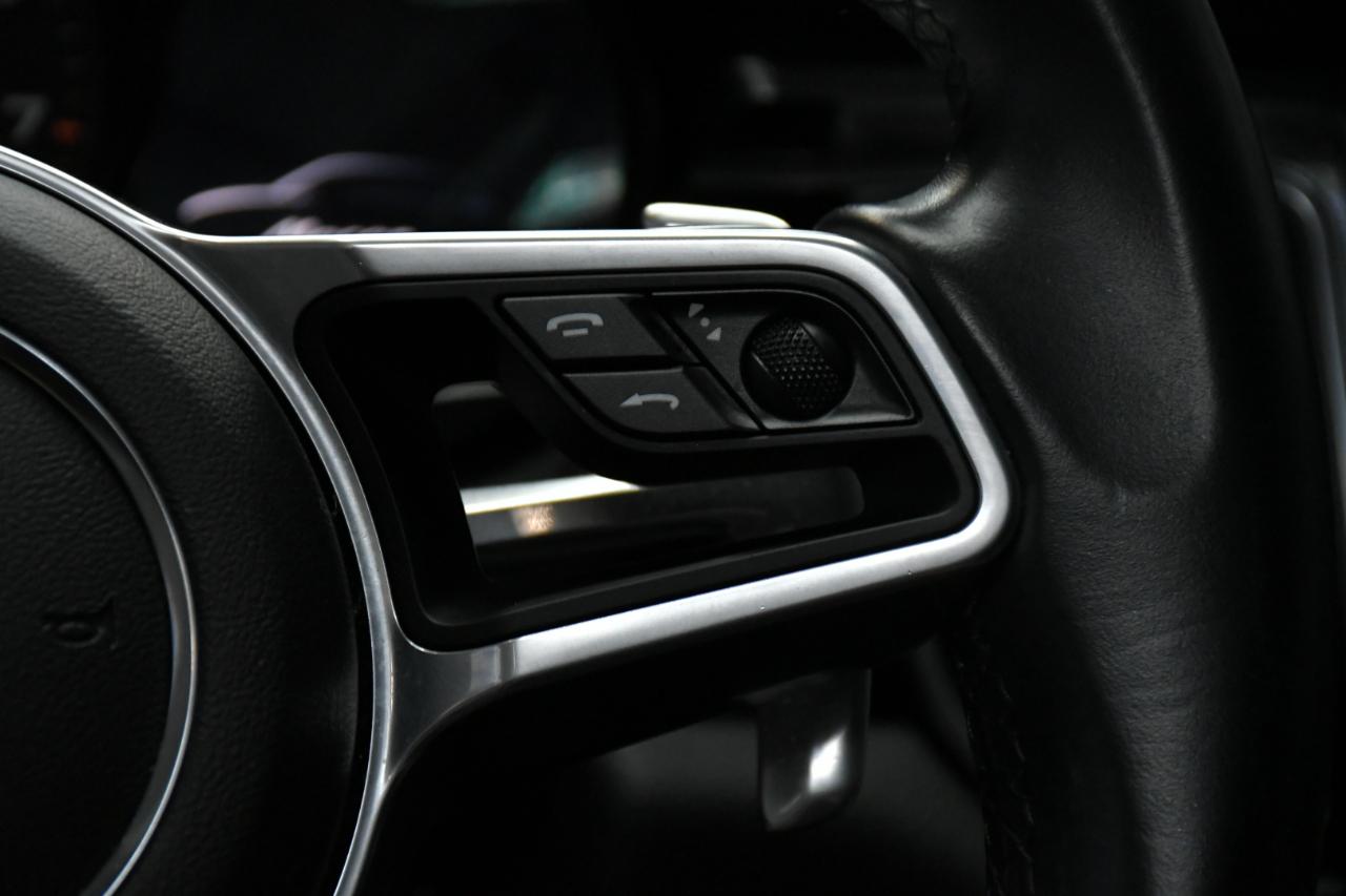 Porsche Macan  2018