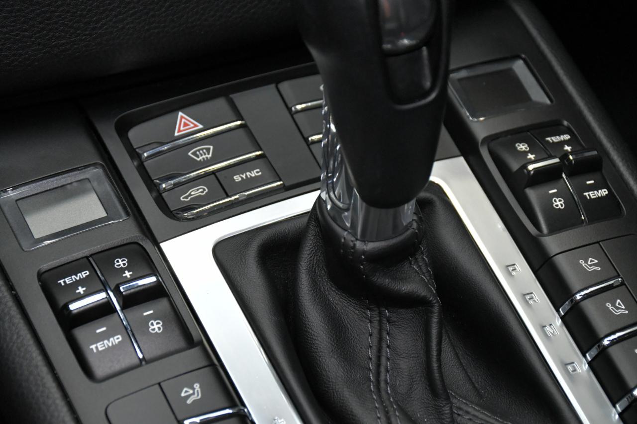 Porsche Macan  2018
