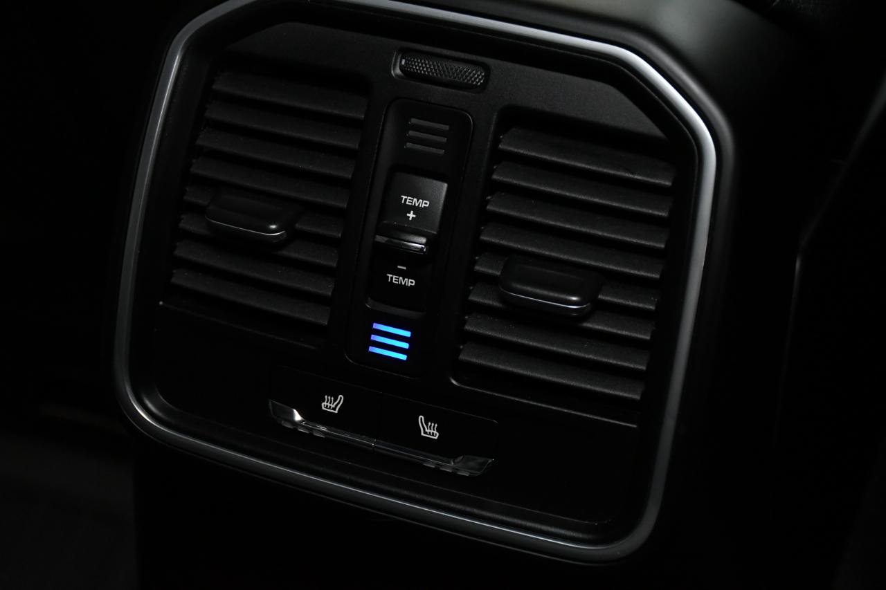 Porsche Macan  2018
