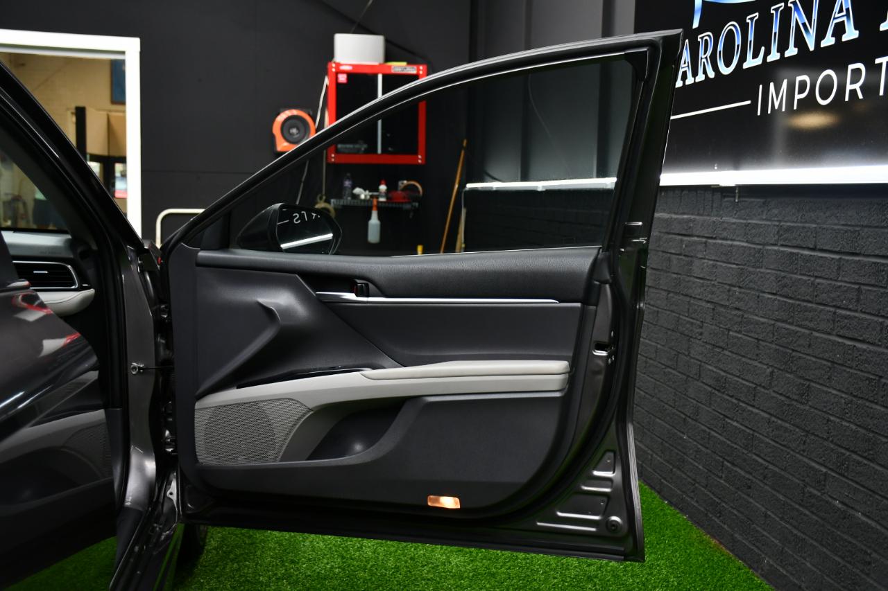 Toyota Camry SE 2019