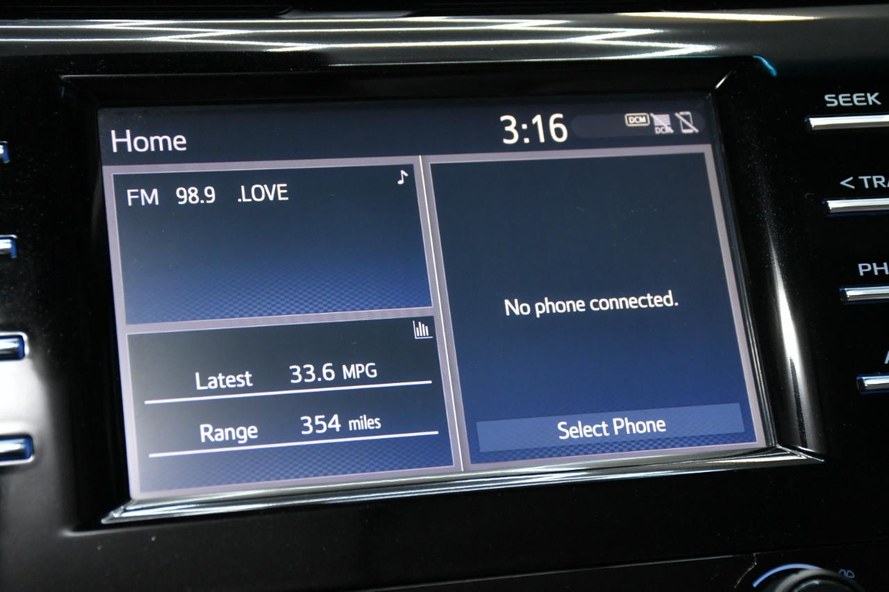 Toyota Camry SE 2019
