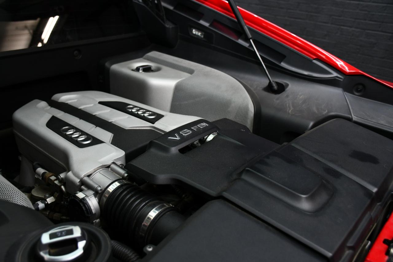 Audi R8 4.2 Coupe quattro Auto R tronic 2014