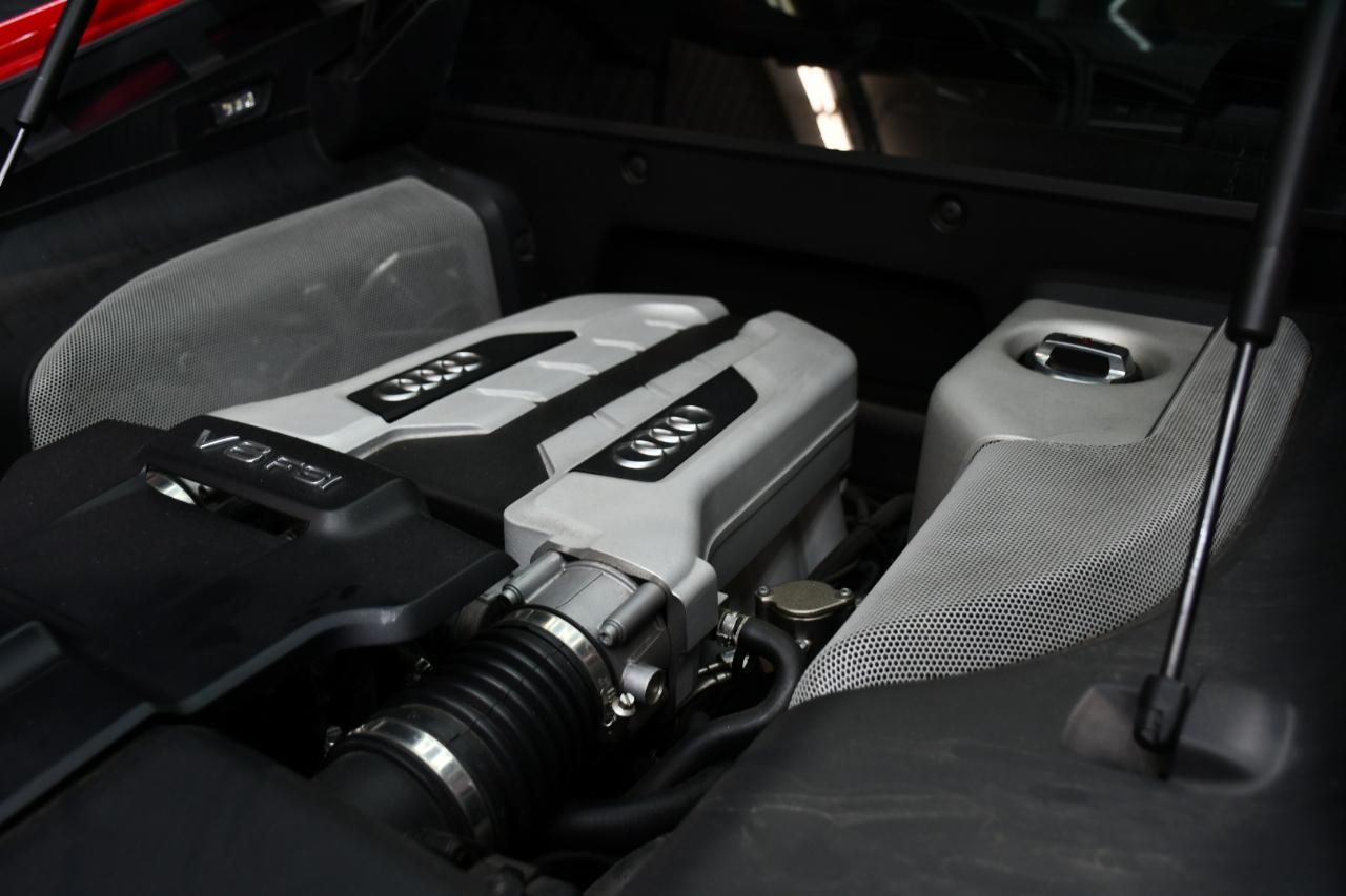 Audi R8 4.2 Coupe quattro Auto R tronic 2014