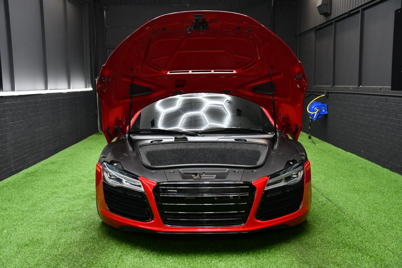 Audi R8 4.2 Coupe quattro Auto R tronic 2014