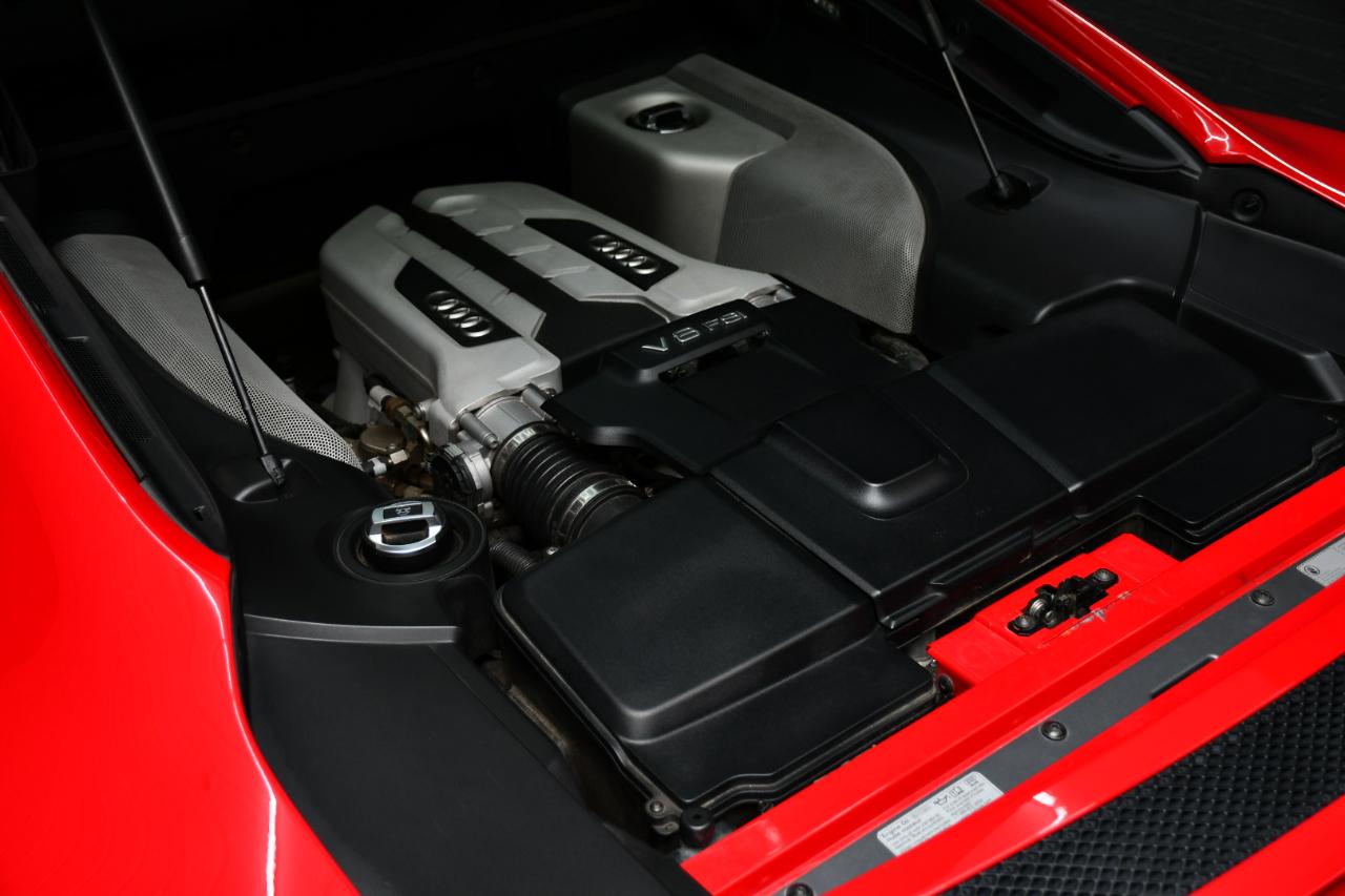 Audi R8 4.2 Coupe quattro Auto R tronic 2014