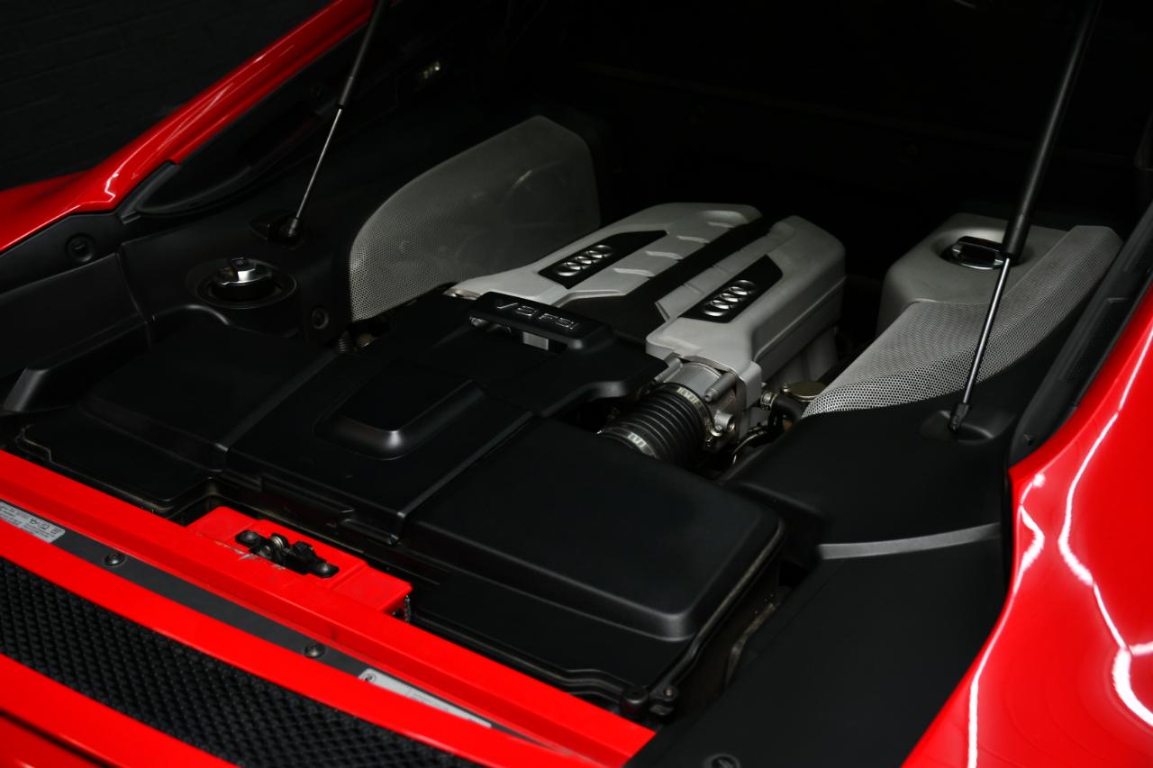 Audi R8 4.2 Coupe quattro Auto R tronic 2014