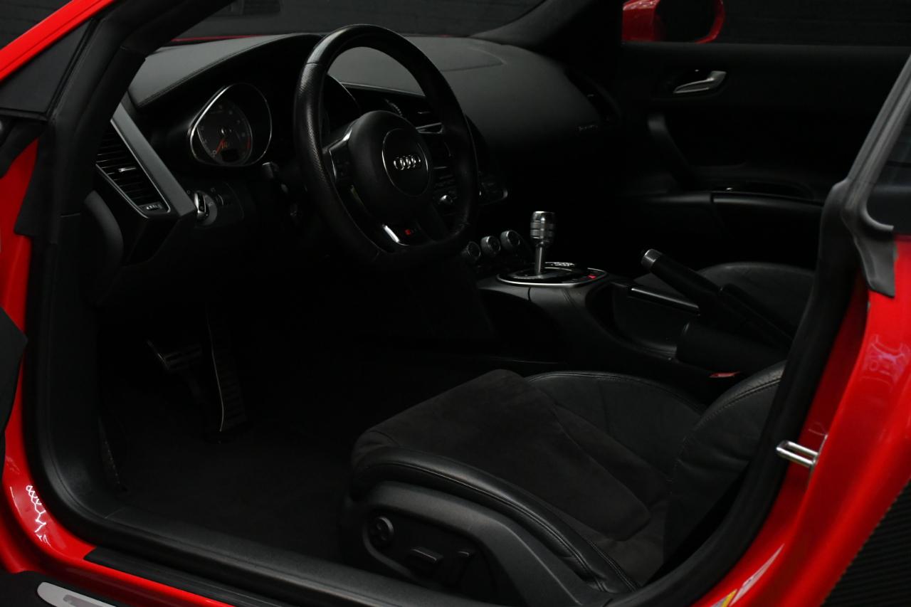 Audi R8 4.2 Coupe quattro Auto R tronic 2014