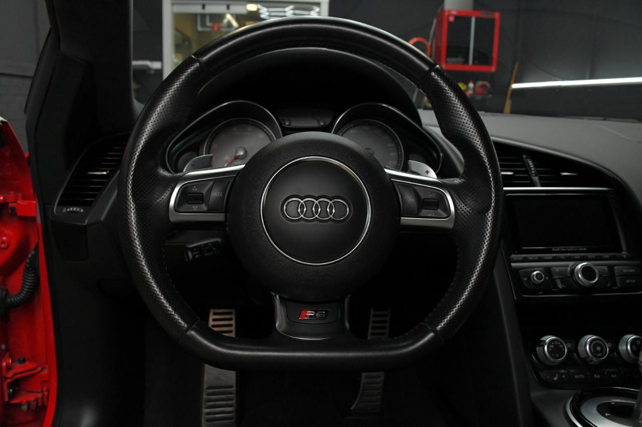 Audi R8 4.2 Coupe quattro Auto R tronic 2014